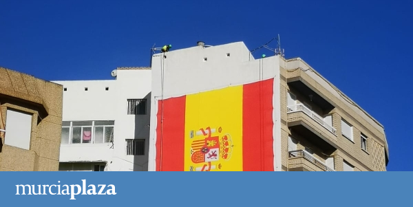 Buendía hace un llamamiento para llenar los balcones de Alcantarilla