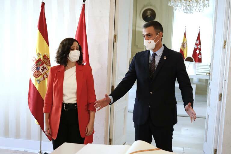 Isabel Díaz Ayuso y Pedro Sánchez. Foto: EUROPA PRESS / J. Hellín