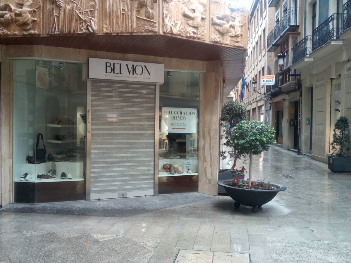 Máquina de recepción Entre Inmunidad Otra tienda de Belmon Shoes ocupa el bajo de Calzados Rumbo de la Trapería  de Murcia - Murciaplaza