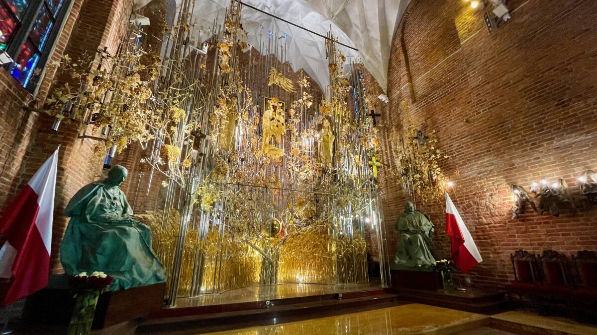 Altar de Ámbar, en la Iglesia de Santa Brígida. Foto: XAVI MORET