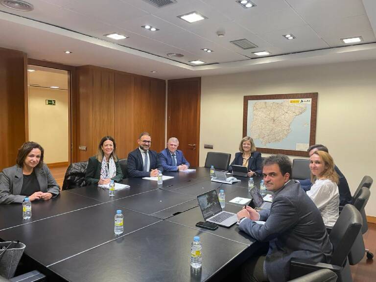  Reunión del Ayuntamiento de Lorca y de la Delegación del Gobierno con la la presidenta de Adif. Foto: AYUNTAMIENTO