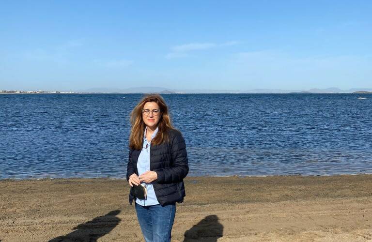 La eurodiputada Soraya Rodríguez, este jueves, en el Mar Menor. Foto: CS