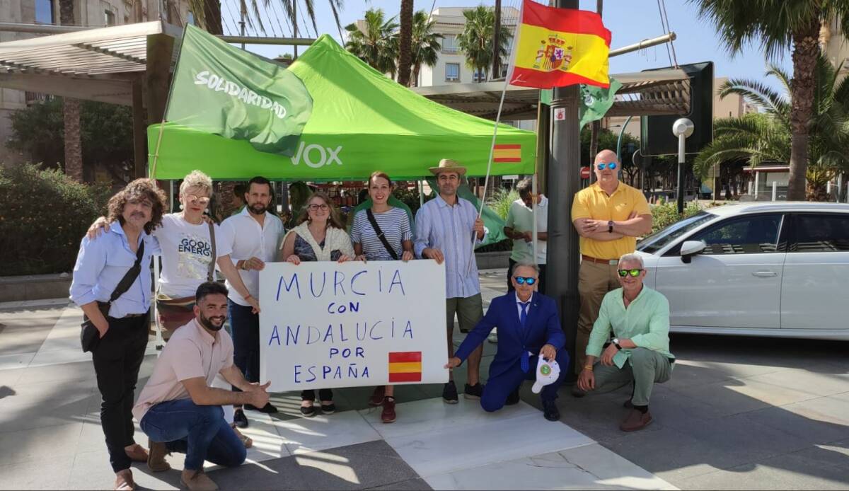 Delegación murciana de Vox en la campaña andaluza. Foto: VOX