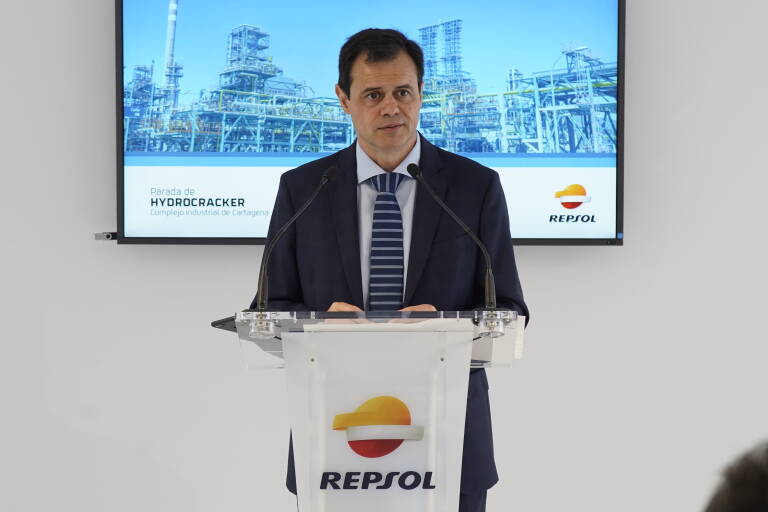 Antonio Mestre, director del complejo industrial de Repsol en Cartagena