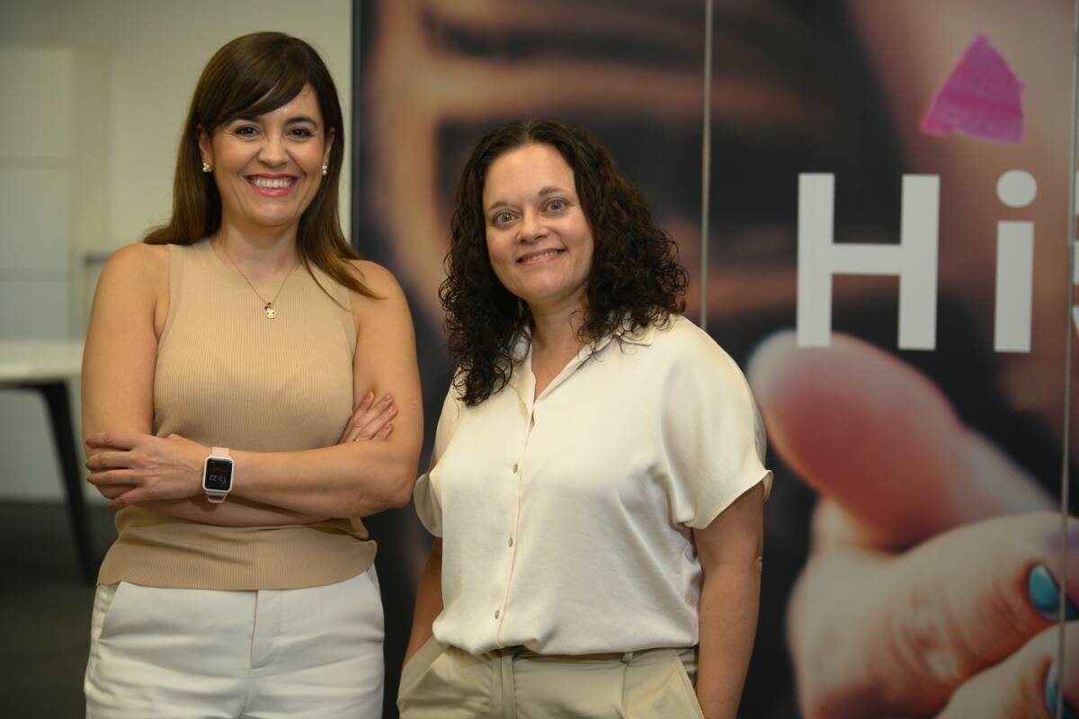Mercedes Ruiz, directora del área Industria en la oficina de NTT DATA de Comunitat Valenciana y Región de Murcia, y Begoña García, manager del área Industria.