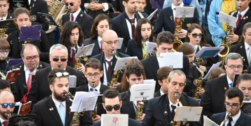 Las cuarenta bandas de música de la Región afinan 175 nuevos instrumentos 