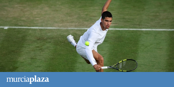 Carlos Alcaraz Entrena En La Hierba De Monte Romero Para Adaptarse A ...