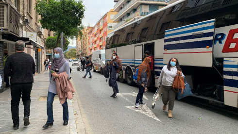 Schedule delays, common fleet breakdowns or reckless driving: users of the Murcia-Cartagena bus line say enough is enough